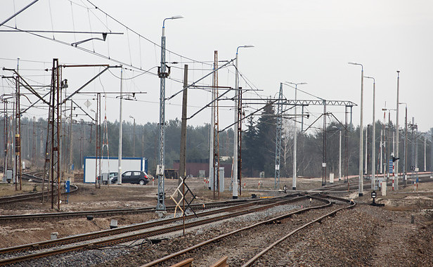 Militärfeldbahn Świnoujście Przytor (Regelspur): Abzweig zum Eisenbahnanschluss